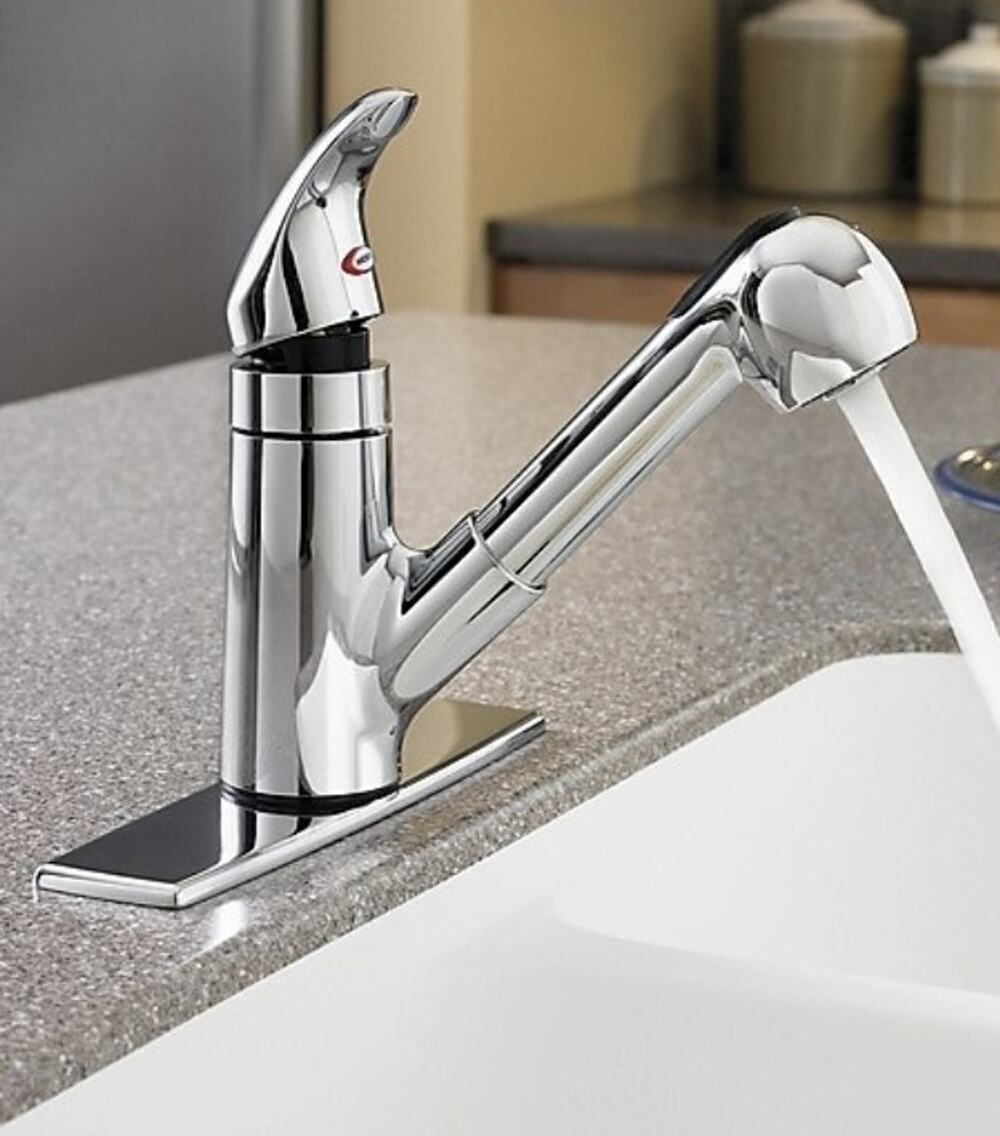 Moen Integra Chrome Single-Handle Low-Arc Pullout Kitchen Faucet CA87315C NIB